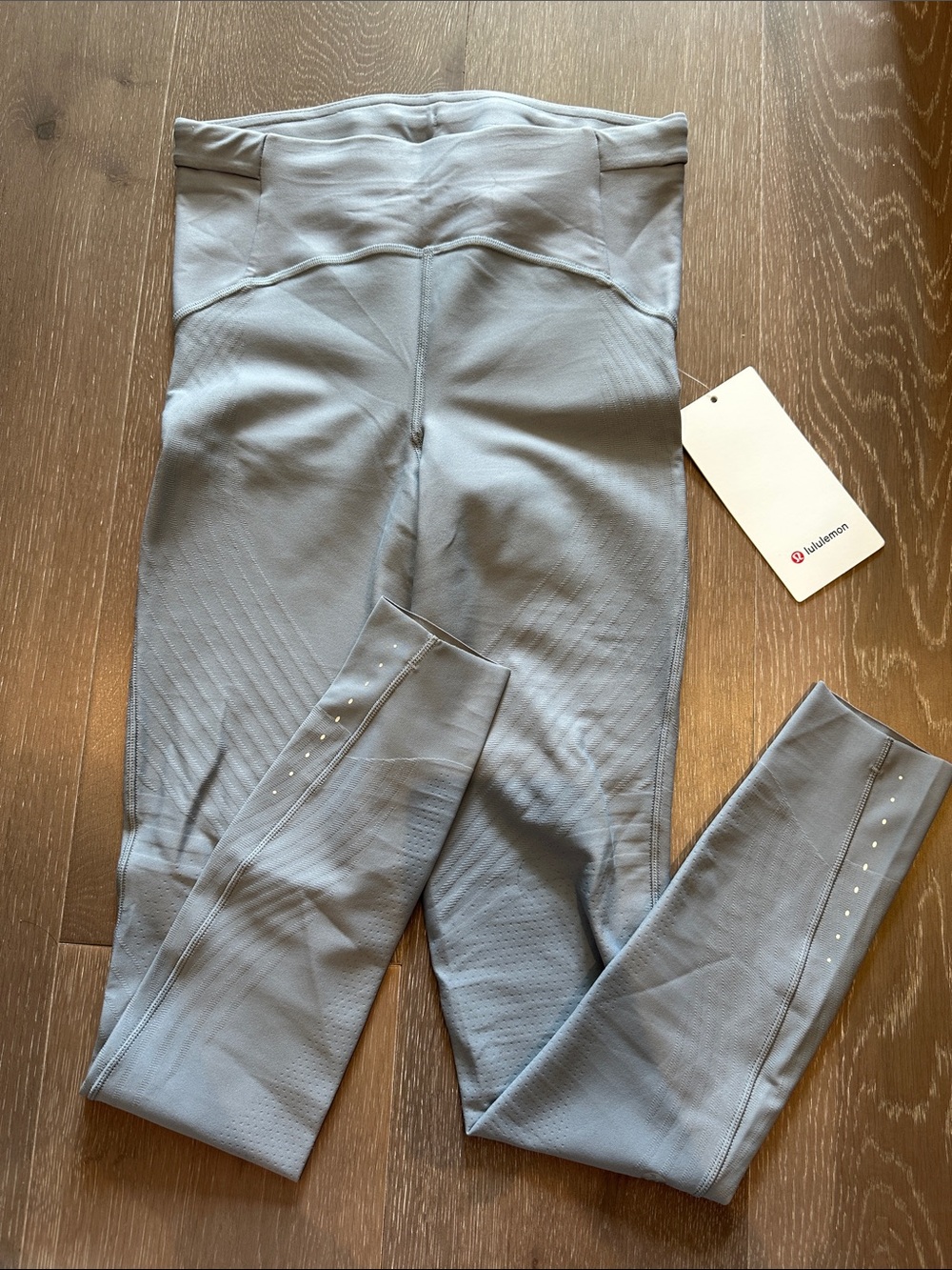 NEW* Lululemon Grey Leggings Size 6